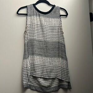 Madewell white and black pattern tank top, great condition!